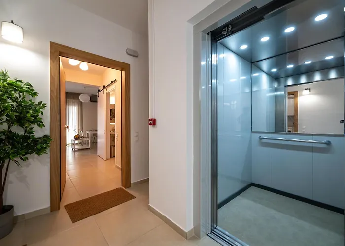 Homeasy - Getaways With Private Parking Appartamento Kalamata