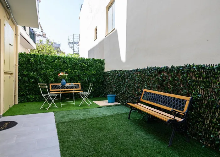Appartamento Homeasy - Getaways With Private Parking