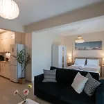 Homeasy - Getaways With Private Parking * 卡拉马塔
