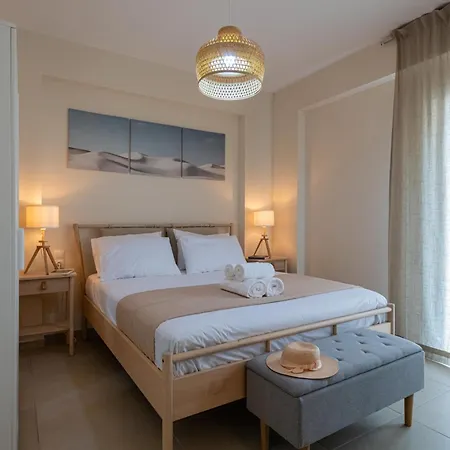 Homeasy - Getaways With Private Parking Kalamata