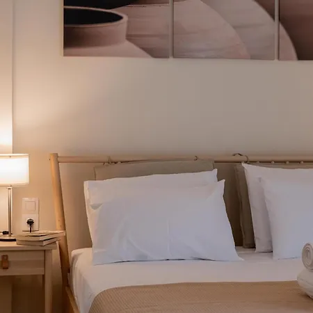Homeasy - Getaways With Private Parking Appartement