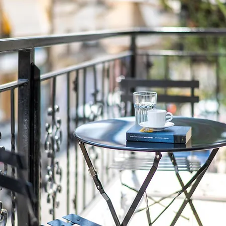 Homeasy - Getaways With Private Parking * Kalamata