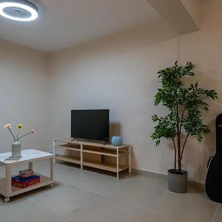 Homeasy Apartment Kalamata
