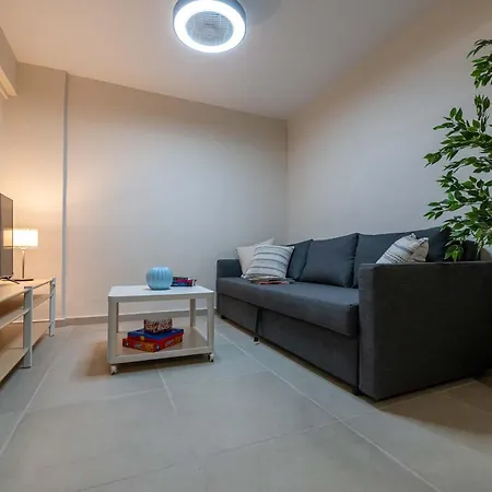 Homeasy - Getaways With Private Parking Appartement Kalamata