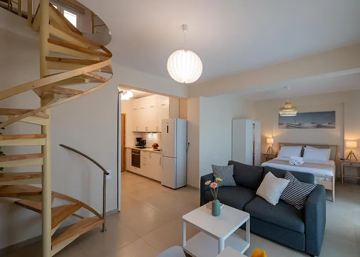 Homeasy - Getaways With Private Parking Apartment